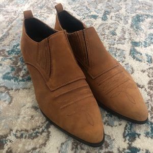 brass plum booties